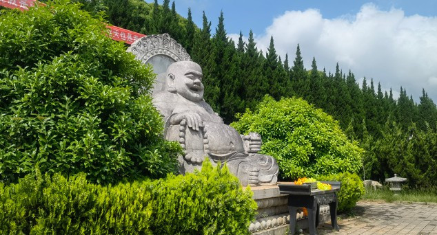 西安公墓骨灰堂掃墓