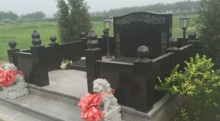 西安高橋墓園藝術園區(qū)