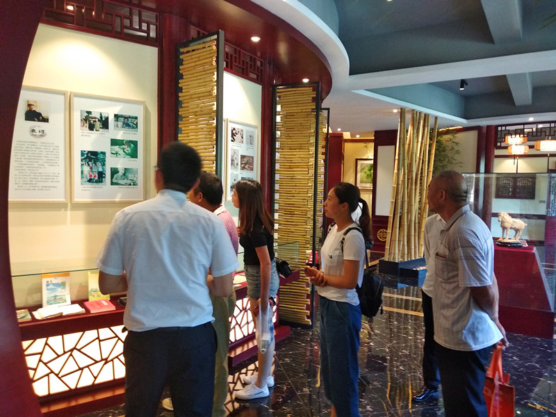 西安壽陽山墓園赴長松寺學習考察園區(qū)管理建設(shè)