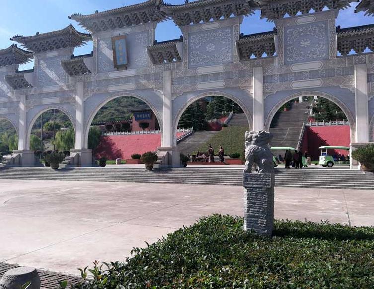 西安霸陵新區(qū)墓園怎么樣？